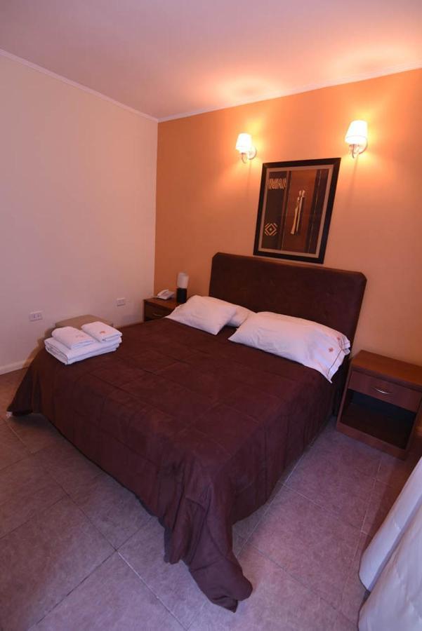 Hotel Aeropuerto Ezeiza Casa De Mr مونتي غراندي المظهر الخارجي الصورة